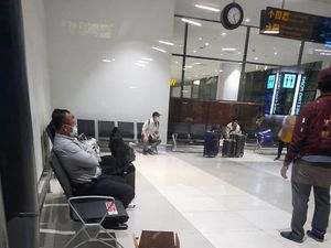 Penampakan Menteri Edhy Prabowo Saat Ditangkap KPK di Soetta