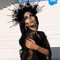 Wajah dan tubuh para kontestan dilukis seperti tengkorak dengan cat hitam dan putih. Foto: Facebook/MissMexicoOrg