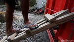 Penambang Merapi Keluhkan Pasir yang Mulai Berkurang