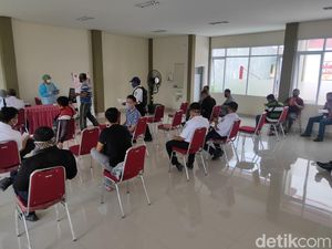 Masinis PT KA Daop 7 Positif COVID-19, Empat Keluarga di Blitar Ikut Terpapar