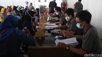 Sebagai informasi, Dinas Pnedidikan DKI Jakarta menyederhanakan tahap pendaftaran dan mekanisme KJP Plus Tahap 2. Mekanisme tak lagi menyertakan kunjungan dan pembuatan Surat Keterangan Tidak Mampu atau SKTM bagi calon penerima.
