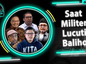 dRooftalk Saat Militer Lucuti Baliho