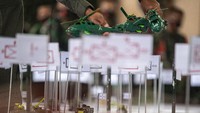 Inilah salah satu yang diajarkan pada Prajurit TNI AD. Seperti memeragakan manuver helikopter Apache saat kegiatan Tactical Floor Game (TFG) Latihan Antar Kecabangan TNI AD Kartika Yudha Tahun 2020.