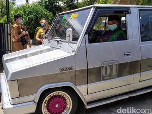 Heboh Anggaran Sewa Helikopter, Intip Hobi Nyetir Mobil Jadul Wagub Jabar Uu