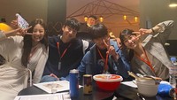 Masa depan Samsan Tech masih menggantung setelah penayangan episode 12 Start-Up. Penasaran bagaimana akhir kisahnya! (Foto: dok. Instagram Suzy/Stephanie Lee/Kim Do Wan) 