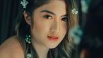 10 Potret Cantik Ochi Rosdiana, Bikin Tersipu!