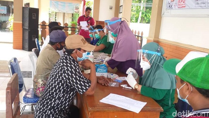 27 Ribu Lebih Petugas KPPS Mulai Di-Rapid Test