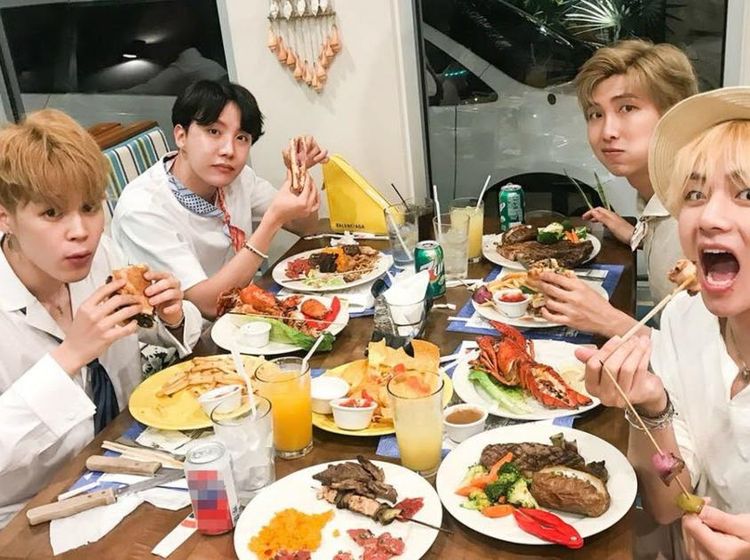Butter BTS Sukses Bikin Penasaran, Ini 10 Momen Makan Enak Member BTS