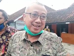 Soal Video Viral Bagi Duit, Cabup Petahana Bantul Klaim Tak Kampanye