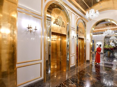Hotel Berlapis Emas 24 Karat, Nginep di Sini Serasa Jadi Sultan