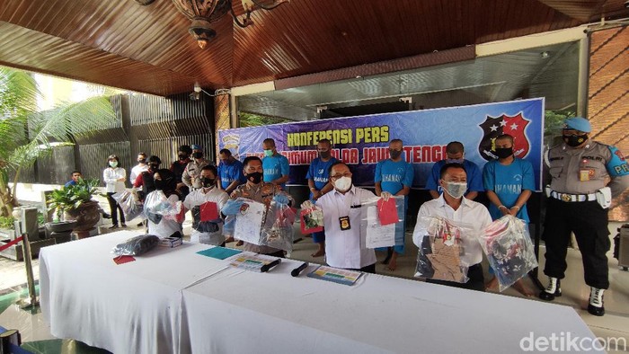 Jumpa pers kasus pencabulan pacar di Mapolda Jateng, Kamis (26/11/2020).