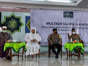 Kapolda Metro: Ada yang Bikin Kerumunan, Masa Saya Harus Diam?