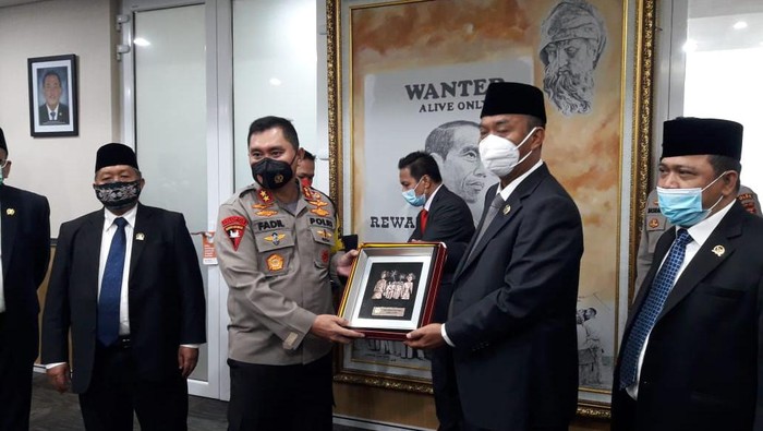 Kapolda Metro Jaya Irjen Fadil Imran menemui pimpinan DPRD DKI.