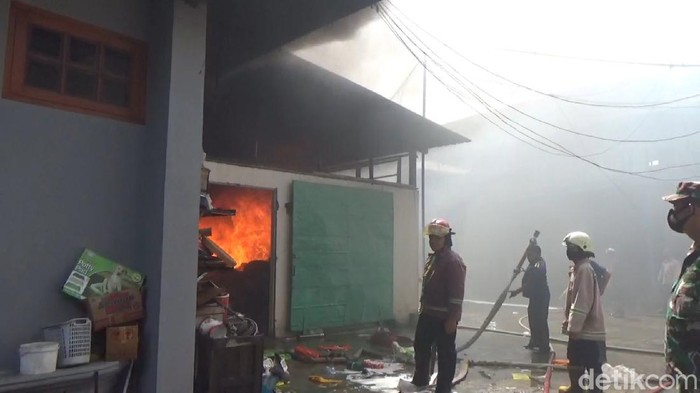 kebakaran di tulungagung