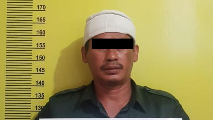 Ketua FPI Pekanbaru ditahan polisi (dok. Istimewa)