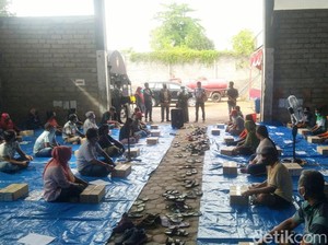 KPU Banyuwangi Batasi Jumlah Pelipat Kertas Suara di Tengah Pandemi