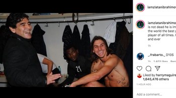 Zlatan Ibrahimovic menyebut Maradona pemain terbaik. Foto: istimewa