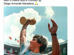 Maradona Meninggal, Para Bintang Bersedih di Media Sosial