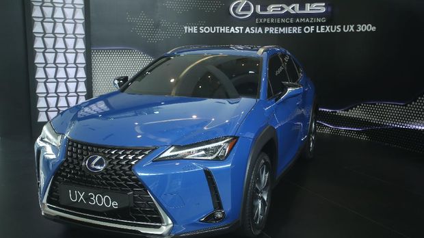 Mobil listrik Lexus UX 300e