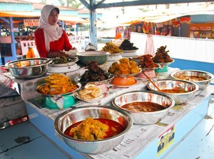 Nagari Kapau, Tempat Kelahiran Nasi Kapau yang Kini Kian Populer