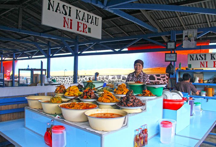 Nagari Kapau, Tempat Kelahiran Nasi Kapau yang Kini Kian Populer