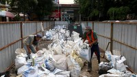 Seperti diketahui, Pemerintah Provinsi DKI Jakarta akan melakukan penataan di kawasan Stasiun Tebet untuk mengoptimalkan integrasi antarmoda bagi penumpang yang mengakses transportasi kereta api.