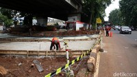 Oleh karena itu, penataan kawasan Stasiun Tebet itu pun diharapkan dapat memudahkan masyarakat dalam beraktivitas terlebih bila hendak berganti moda transportasi di kawasan tersebut.