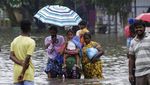 Topan Nivar Hantam India, Puluhan Ribu Warga Dievakuasi