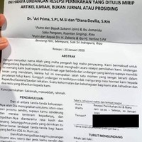 Jadi berasa kayak lagi baca penelitian ya ada abstraknya segala. Kalau yang malas baca dijamin deh nggak akan baca samuanya sampai bawah. Foto: Twitter.com/collegemenfess