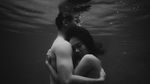 10 Foto Prewedding Steffy eks Cherrybelle di Bawah Air