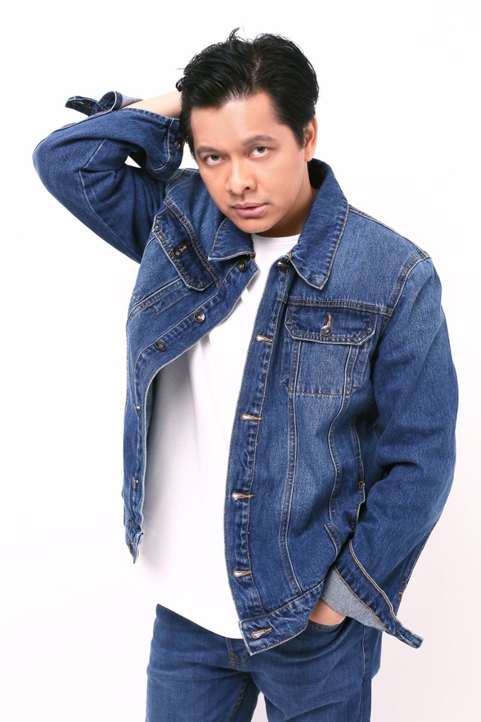 Armand Maulana Armand Maulana