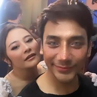 Makeup artist langganan Rossa sampai Prilly Latuconsina itu mengaku bahwa dia merasa tidak percaya dengan bentuk hidungnya yang besar. Sebelum operasi plastik, Bubah sempat dikritik netizen punya bentuk hidung yang besar.  Foto: dok. Instagram
