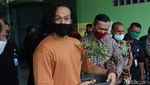 Foto-foto Dwi Sasono Bebas dari RSKO Cibubur