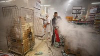 Saat video pemukulan tersebut menjadi viral, sekitar 1.000 pengunjuk rasa melakukan aksi protes di Sao Paulo dengan melakukan long-march ke salah satu cabang supermarket yang menjadi lokasi pemukulan itu.   