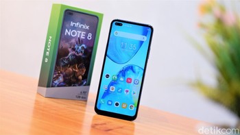 Infinix Note 8 akan dijual dengan dua varian storage yang berbeda. Untuk varian RAM 6 GB/64GB akan di jual perdana dari harga normal Rp 2.149.000 Foto: Adi Fida Rahman/detikINET