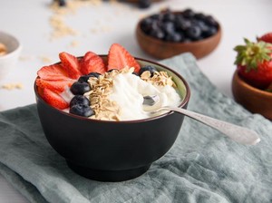 Makan Yogurt Tiap Hari, Tubuhmu Bisa Rasakan 7 Perubahan Ini