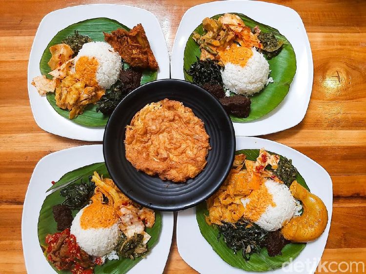 Lamaknyo! Nasi Kapau dengan Lauk Gulai Tambusu hingga Rendang