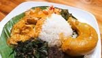 Lamaknyo! Nasi Kapau dengan Lauk Gulai Tambusu hingga Rendang