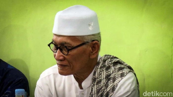 Rais Aam PBNU KH Miftachul Akhyar ikut pembahasan di Komisi Bahtsul Masail Maudluiyah dalam Musyawarah Nasional Alim Ulama dan Konferensi Besar Nahdlatul Ulama (NU), di Pondok Pesantren Miftahul Huda Al-Azhar, Kota Banjar, Jawa Barat,Kamis (28/2).