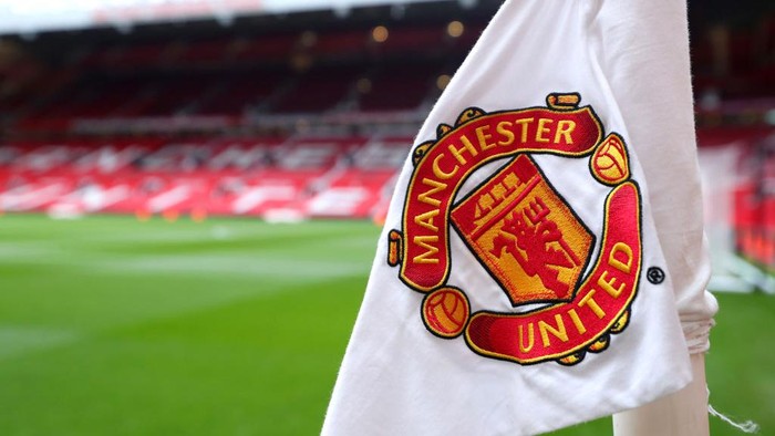 MANCHESTER, ENGLAND - JANUARY 11: A detailed view of the corner flag inside the stadium prior to the Premier League match between Manchester United and Norwich City at Old Trafford on January 11, 2020 in Manchester, United Kingdom. (Photo by Catherine Ivill/Getty Images)