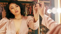 Tak jarang pula ia memajang foto-fotonya kala menjalani pemotretan dengan beberapa fotografer ternama. Dok. Instagram/marshanda99