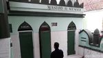 Melihat Arsitektur Masjid Al Makmur yang Tak Pernah Gelar Sholat Jumat