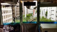 Kereta tidak bergerak terlalu cepat. Sistem ini memiliki 18 stasiun di dua jalur. Foto: Dok. Forbes/Geoffrey Morrison