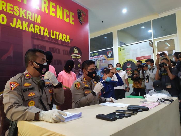 Polisi rilis kasus prostitusi artis dan selebgram di Sunter, Jakut.