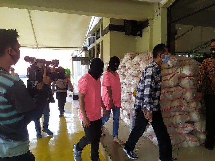 Polisi rilis kasus prostitusi artis dan selebgram di Sunter, Jakut.