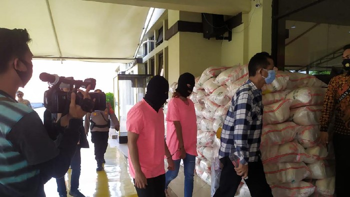 Polisi rilis kasus prostitusi artis dan selebgram di Sunter, Jakut.