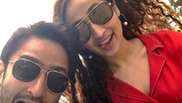 Shaheer dan Ruchika bertemu sejak dua tahun lalu saat bertemu di lokasi syuting Judgemental Hai Kya. Dok. Instagram