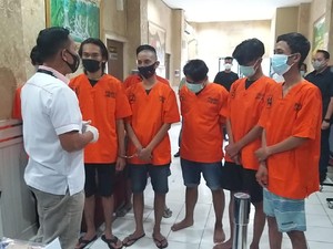 Sejumlah Pengedar Narkoba di Jaksel Ditangkap, 2 Kg Tembakau Gorila Disita