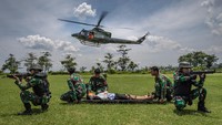 Andy mengatakan bahwa ia selalu memberikan motivasi dan arahan kepada setiap prajurit di Skadron-11/Serbu Puspenerbad untuk melaksanakan tugas dengan profesional dan proporsional, berpedoman pada setiap aturan yang berlaku. Termasuk kepada Ayu sebagai penerbang wanita yang sama dan setara dengan prajurit pria lainnya dalam menjalankan tugasnya.  