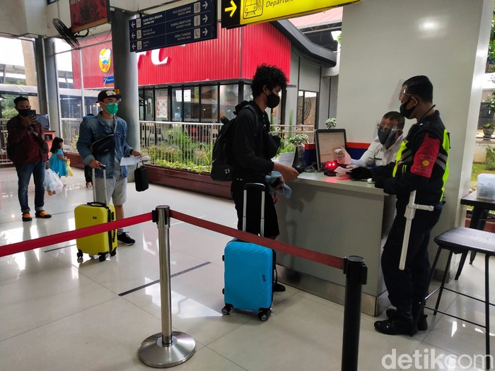 stasiun gubeng